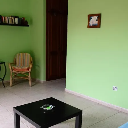 Apt. Passiflora 1b アパート *